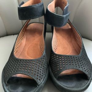 Clarks Artisan Clarene Prima Suede Open
Toe Wedge